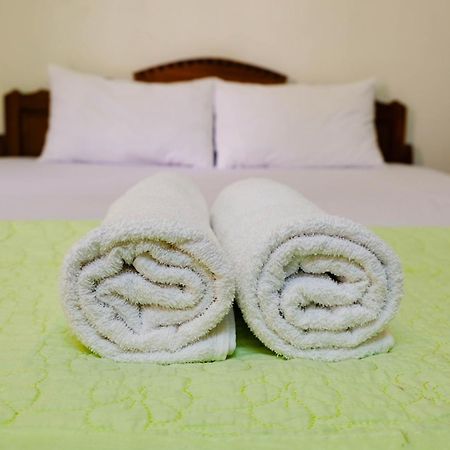 Lucky Hoi An Hotel Экстерьер фото